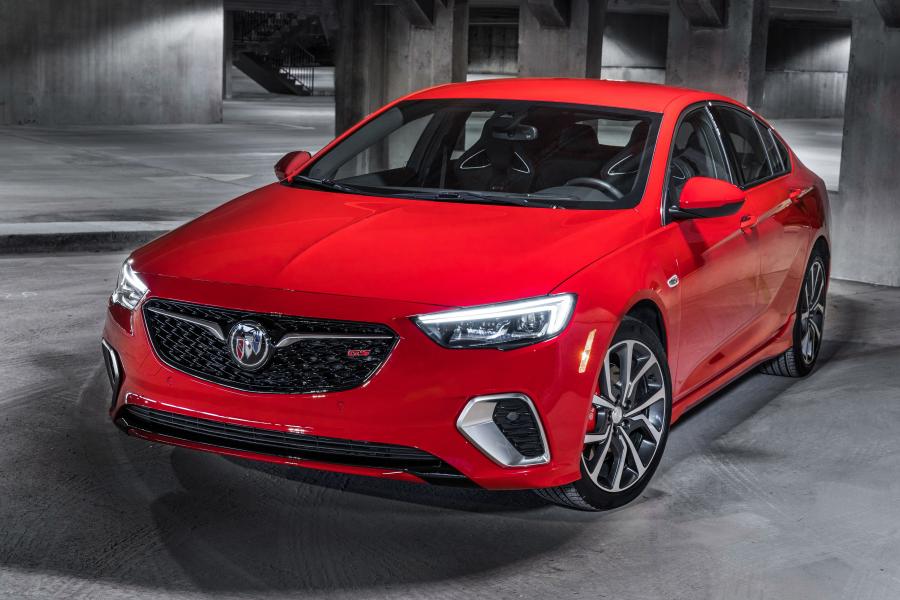  Buick Regal GS 2017 года  (NA) (фото 20 из 33)